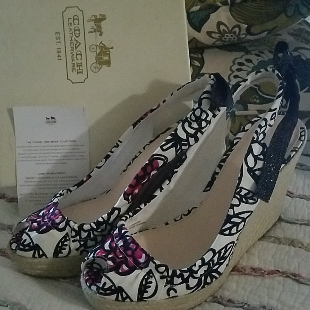❤COACH Maritza Espadrille Wedges EUC